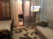 Satılır 3 otaqlı 60 m2 köhnə tikili Gənclik m.