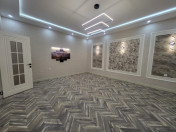 Satılır 2 otaqlı 85 m2 yeni tikili Memar Əcəmi m.