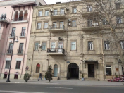 İcarəyə verilir 2 otaqlı 63 m2 köhnə tikili İçəri Şəhər