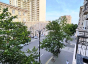 Satılır 3 otaqlı 90 m2 köhnə tikili İçəri Şəhər m.