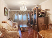 Satılır 2 otaqlı 50 m2 köhnə tikili 8 km