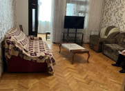 İcarəyə verilir 3 otaqlı 92 m2 köhnə tikili Nəsimi r.