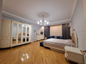 Satılır 4 otaqlı 214 m2 yeni tikili Nəriman Nərimanov m.