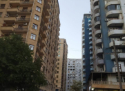 Satılır 3 otaqlı 147 m2 yeni tikili Nizami m.