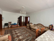 Satılır 9 otaqlı 350 m2 bağ evi Novxanı