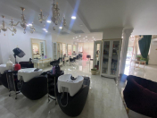 Satılır 2 otaqlı 460 m2 obyekt Qara Qarayev m.