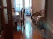 İcarəyə verilir 3 otaqlı 78 m2 köhnə tikili İnşaatçılar m.