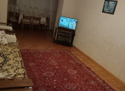 İcarəyə verilir 3 otaqlı 80 m2 köhnə tikili Elmlər Akademiyası m.