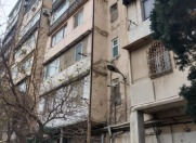 Satılır 5 otaqlı 150 m2 köhnə tikili Gənclik m.