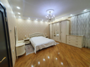 İcarəyə verilir 3 otaqlı 145 m2 yeni tikili Bakı Dövlət Universiteti