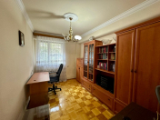 İcarəyə verilir 3 otaqlı 80 m2 köhnə tikili 28 May m.