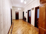 Satılır 4 otaqlı 150 m2 yeni tikili Nəriman Nərimanov m.