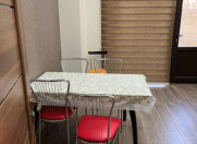 İcarəyə verilir 6 otaqlı 200 m2 ofis Nərimanov r.