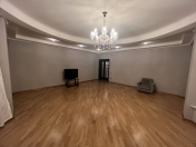 Satılır 4 otaqlı 198 m2 yeni tikili Nəriman Nərimanov m.