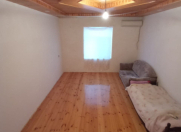 Satılır 3 otaqlı 90 m2 həyət evi Albalı