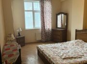 İcarəyə verilir 3 otaqlı 99 m2 köhnə tikili Nəsimi r.