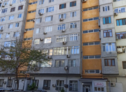 Satılır 2 otaqlı 65 m2 köhnə tikili Gənclik m.