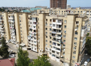 Satılır 3 otaqlı 78 m2 köhnə tikili Ayna Sultanova heykəli