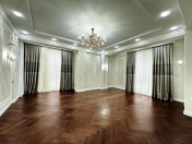 Satılır 3 otaqlı 145 m2 yeni tikili Heydər Əliyev Mərkəzi