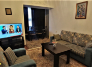 İcarəyə verilir 2 otaqlı 80 m2 köhnə tikili 28 May m.