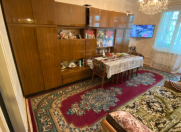 Satılır 2 otaqlı 42 m2 köhnə tikili Memar Əcəmi m.