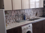 İcarəyə verilir 2 otaqlı 50 m2 köhnə tikili Xətai r.