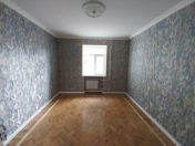 Satılır 2 otaqlı 55 m2 köhnə tikili Gənclik m.