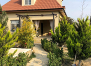 Satılır 4 otaqlı 130 m2 bağ evi Buzovna
