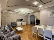 Satılır 4 otaqlı 120 m2 yeni tikili Memar Əcəmi m.