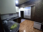 İcarəyə verilir 2 otaqlı 56 m2 köhnə tikili Əhmədli m.