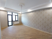 İcarəyə verilir 3 otaqlı 180 m2 ofis İnşaatçılar m.