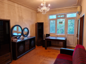 İcarəyə verilir 2 otaqlı 60 m2 köhnə tikili Azadlıq prospekti m.