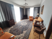 İcarəyə verilir 2 otaqlı 60 m2 köhnə tikili Nəsimi r.