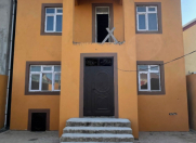 Satılır 5 otaqlı 80 m2 həyət evi Ramana