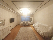 Satılır 3 otaqlı 150 m2 yeni tikili Memar Əcəmi m.