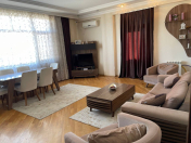 Satılır 3 otaqlı 135 m2 yeni tikili Ayna Sultanova heykəli