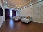 Satılır 3 otaqlı 115 m2 yeni tikili Tibb Universiteti