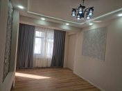 Satılır 2 otaqlı 80 m2 yeni tikili Gənclik m.