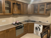 İcarəyə verilir 1 otaqlı 35 m2 köhnə tikili Şah İsmayıl Xətai m.