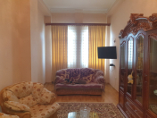 Satılır 2 otaqlı 81 m2 yeni tikili Nəriman Nərimanov m.