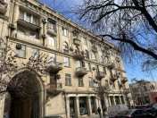 Satılır 5 otaqlı 140 m2 köhnə tikili Nəsimi r.