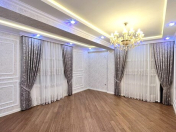 Satılır 3 otaqlı 135 m2 yeni tikili 9 mkr