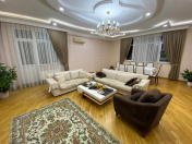 Satılır 3 otaqlı 160 m2 yeni tikili Memar Əcəmi m.