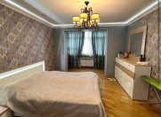 Satılır 2 otaqlı 70 m2 köhnə tikili Gənclik Mall