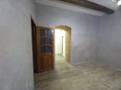 İcarəyə verilir 3 otaqlı 99.7 m2 köhnə tikili İçəri Şəhər m.