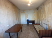 Satılır 2 otaqlı 60 m2 köhnə tikili Əhmədli m.