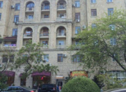 İcarəyə verilir 2 otaqlı 70 m2 köhnə tikili Nəsimi r.