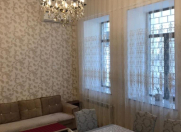 İcarəyə verilir 2 otaqlı 50 m2 köhnə tikili İçəri Şəhər m.