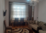 İcarəyə verilir 2 otaqlı 70 m2 köhnə tikili Yasamal parkı