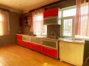 İcarəyə verilir 3 otaqlı 110 m2 həyət evi Bakıxanov